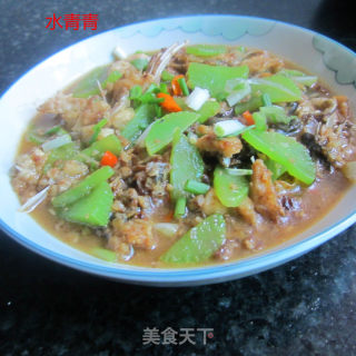 莴笋煮鱼的做法