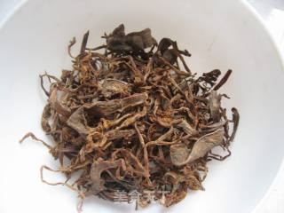 霉干菜丝瓜汤的做法步骤：2