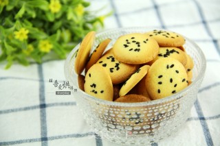 嘎吱嘎吱脆与芝麻薄脆饼的做法