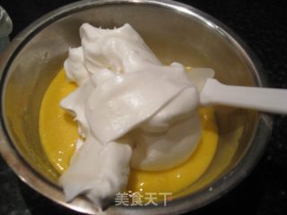 戚风蛋糕的做法步骤：13