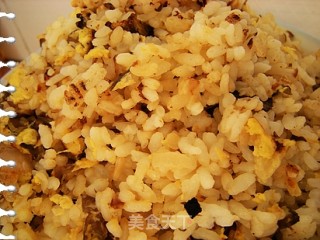 泡菜洋葱木耳蛋炒饭的做法步骤：8