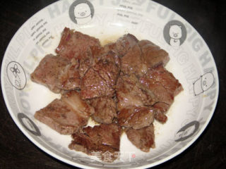 西冷牛肉扒芥蓝的做法步骤：7