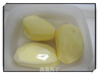 素炒土豆丝的做法步骤：1