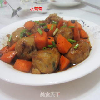 胡萝卜炒丸豆豉香的做法