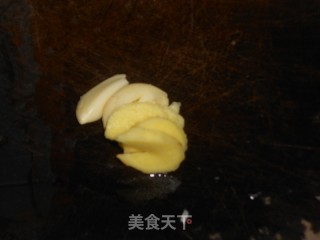 芹菜炒东风螺肉的做法步骤：3