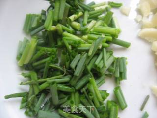 葱油蛏子的做法步骤：2