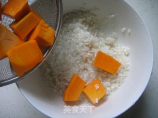 南瓜米饭的做法步骤：2