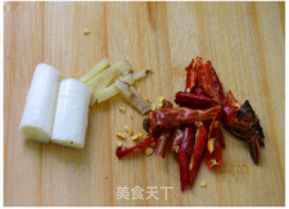 玫瑰腐乳鸡翅的做法步骤：2