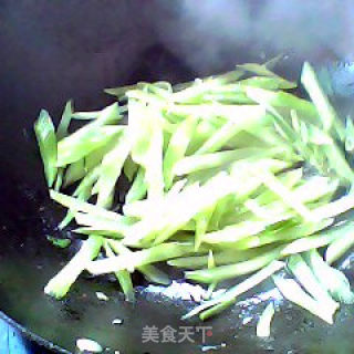 孜然牛肉混炒的做法步骤：6