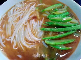 虾脑油西葫芦汤面的做法