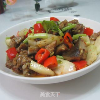 生鲜榨菜炒驴肉的做法