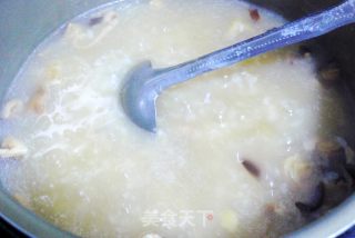 香菇鸡肉山药粥的做法步骤：3