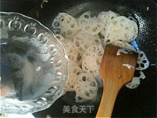 素炒藕片的做法步骤：6
