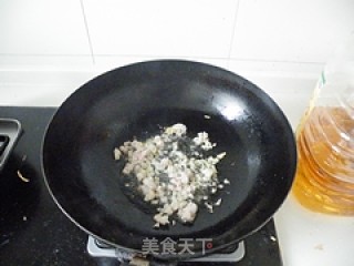 酸菜豆腐汤的做法步骤：3