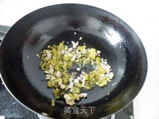 酸菜豆腐汤的做法步骤：4