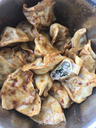 皮Q馅爽脆的莲藕大肉饺子的做法