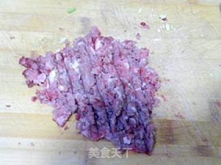 青豆牛肉末的做法步骤：1