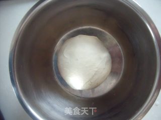 新奥尔良鸡腿肉批萨的做法步骤：3