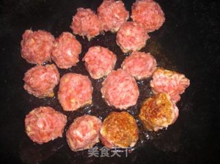 香菇胡萝卜焖丸的做法步骤：5
