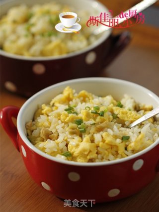 鸡蛋榨菜炒饭