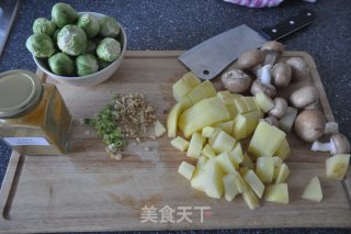 合适冷天吃的 甘蓝土豆咖喱的做法步骤：1