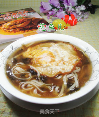 鸡蛋海带汤面的做法