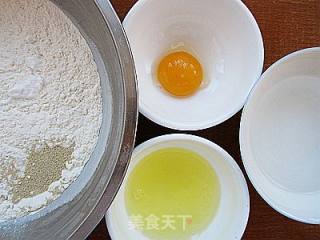 窝瓜陷面包的做法步骤：1