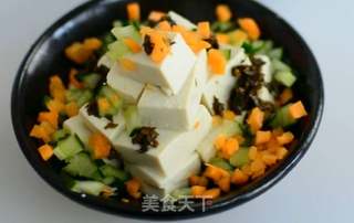 香椿拌豆腐的做法