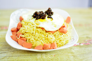 香椿鸡蛋泡面的做法