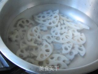 五福临门-炒荸荠藕片的做法步骤：8