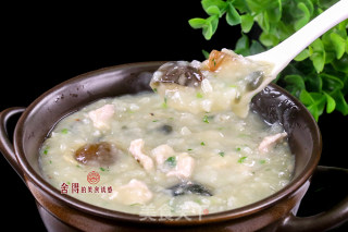 皮蛋瘦肉粥的做法