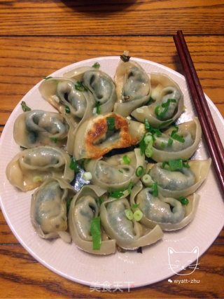好吃到尖叫的煎饺的做法