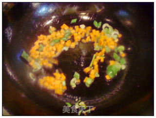 酱油炒饭的做法步骤：6
