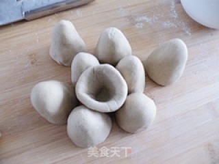 地瓜窝头的做法步骤：4