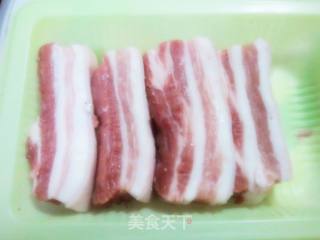 红烧肉的做法步骤：1