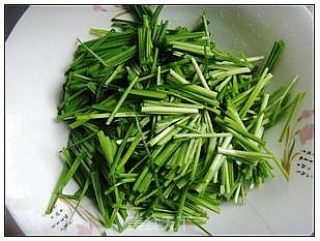 凉拌韭菜的做法步骤：4