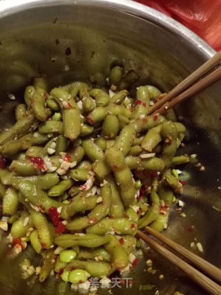 蒜香毛豆的做法
