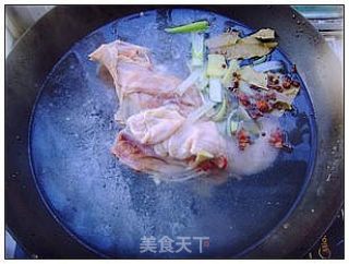 香辣鸡背的做法步骤：2