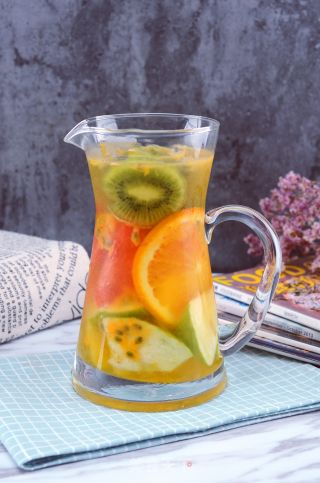 地表最强补水养颜水果茶的做法