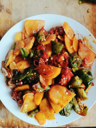 家常辣椒炒鸡的做法