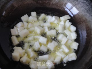 宫保山药的做法步骤：1