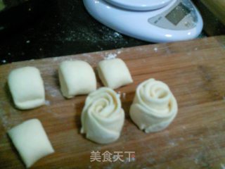 如花一样娇美的包子！的做法步骤：4