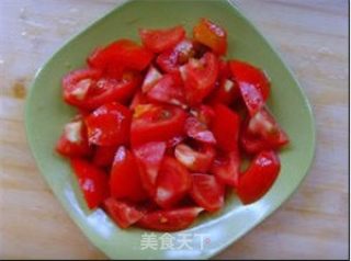 西红柿鸡蛋汤的做法步骤：1