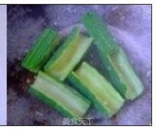 脆炝黄瓜卷的做法步骤：2