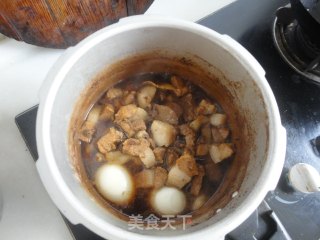 不用一滴油的美味红烧肉的做法步骤：2