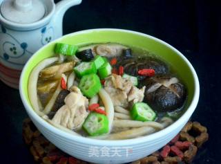 香菇鸡汤的做法