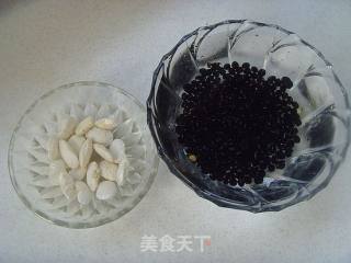 黑豆羊肉汤的做法步骤：1