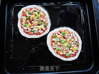 迷你脆底鸡肉比萨的做法步骤：16