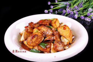 茭白炒肉的做法
