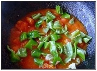 西红柿青椒炒蛋的做法步骤：7
